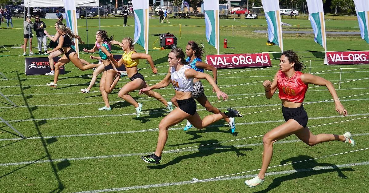 Winslow supports women’s Beachside Gift sprint